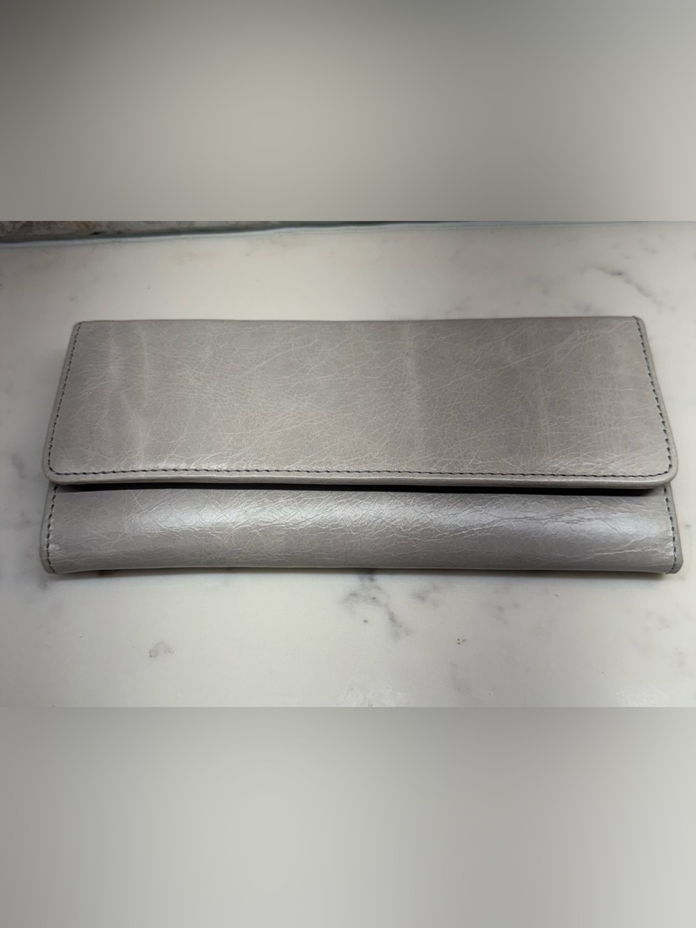 HOBO International Gray Glazed Leather Wallet Floral Lining Clutch Organizer